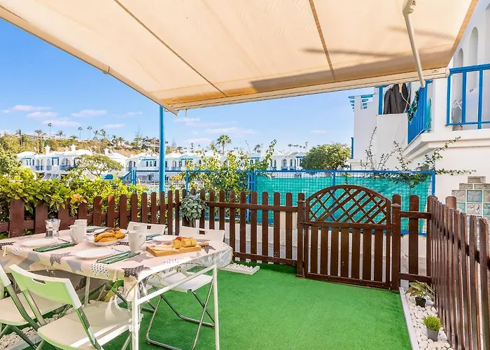 Holiday home Duplex Poolside